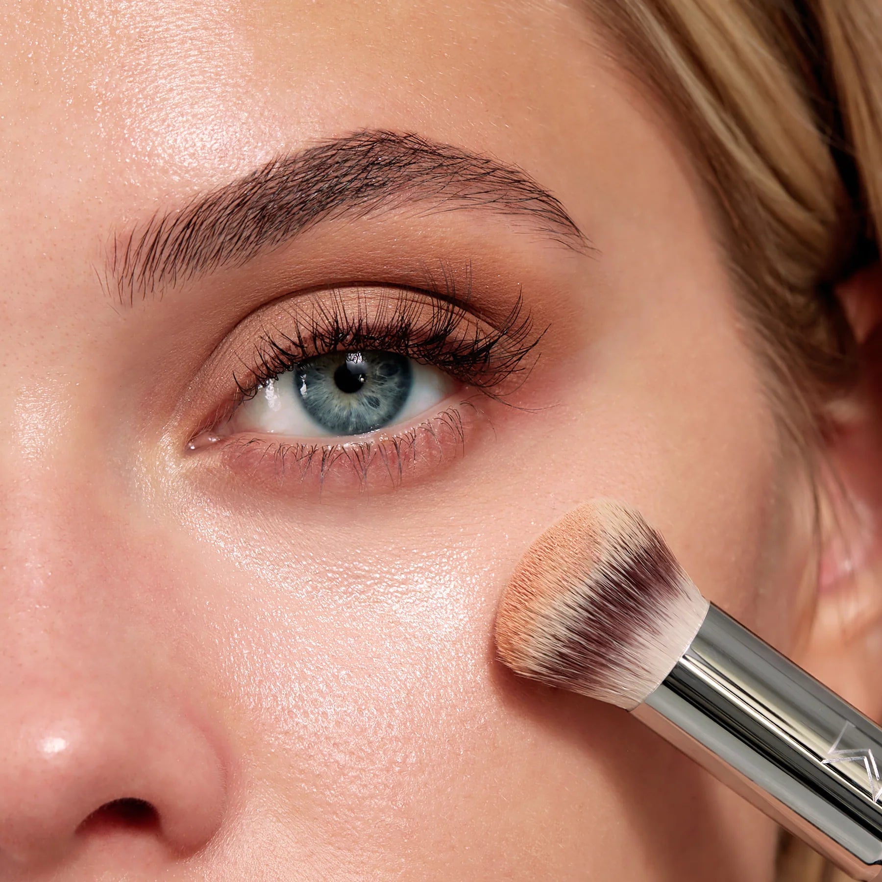 F26 Domed Concealer