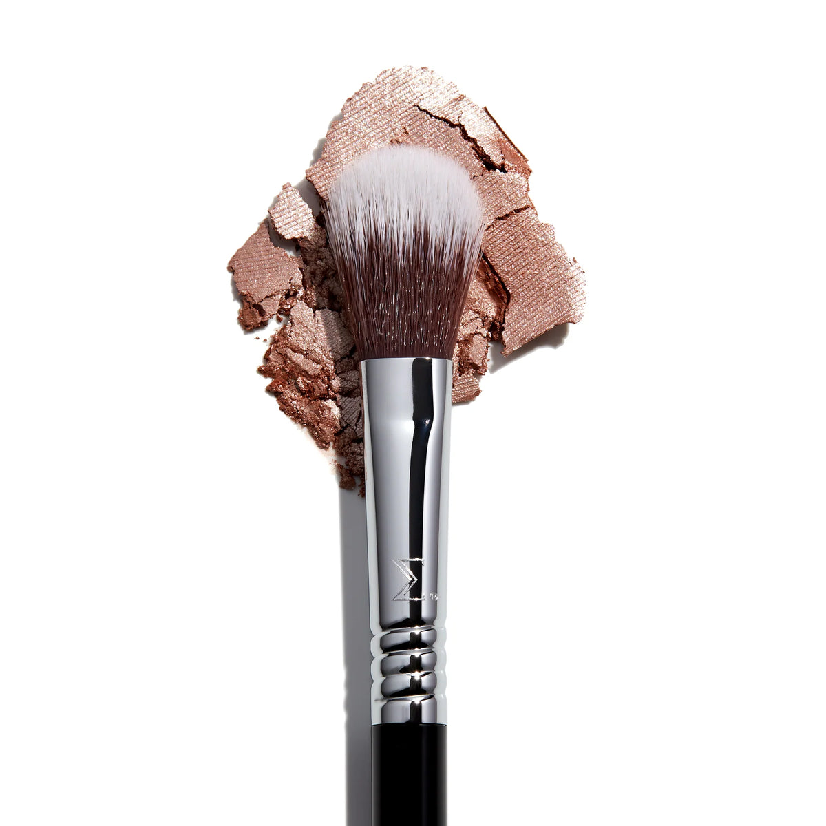 F03 High Cheekbone Highlighter™ Brush