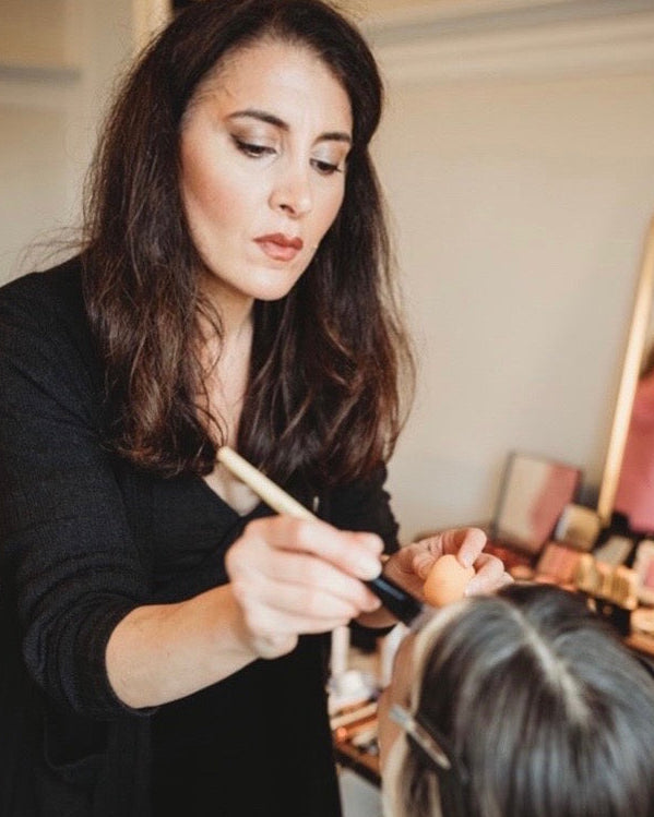 One-on-One Makeup Artistry Lesson with Eva