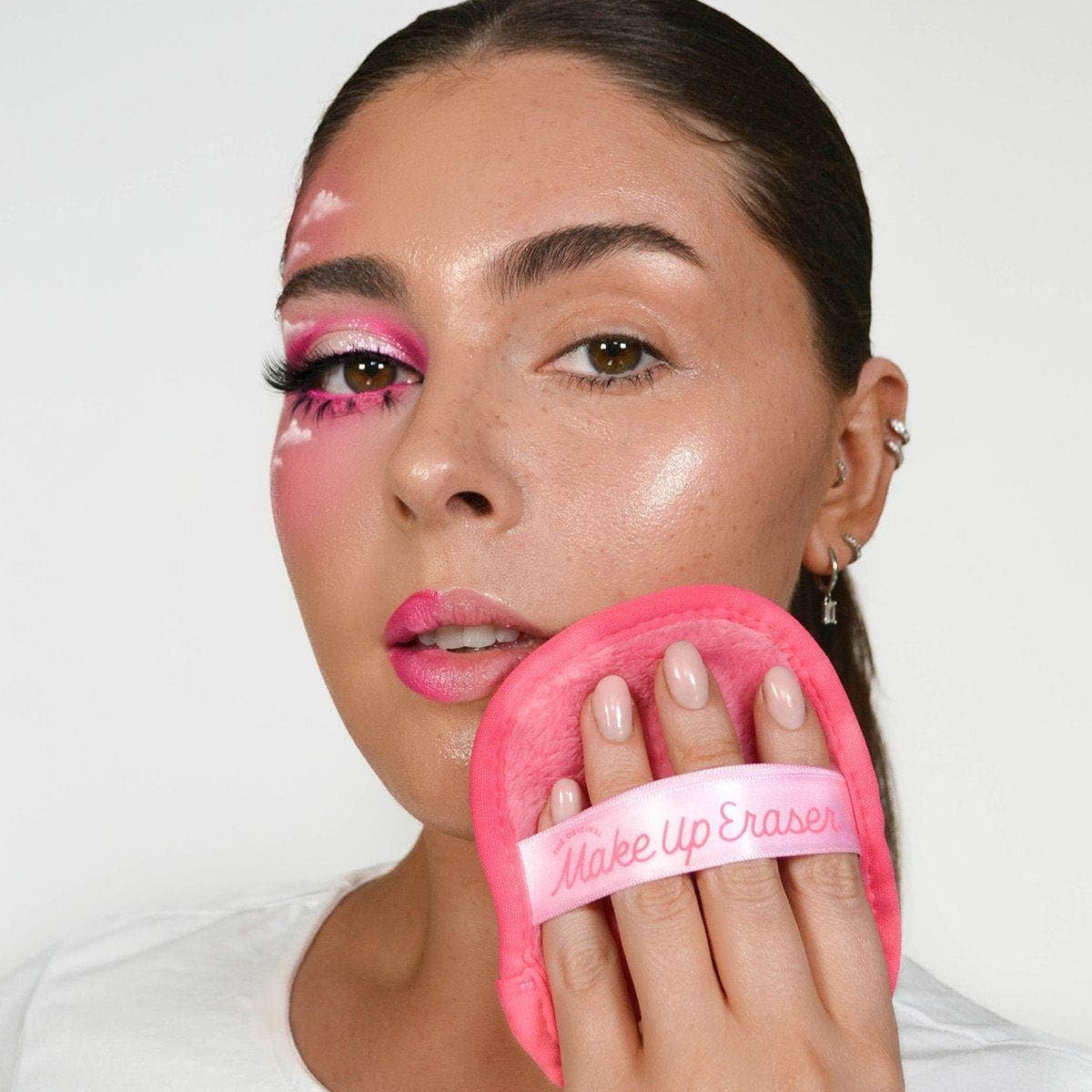 The Daily MakeUp Eraser