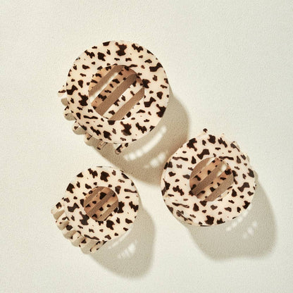 Flat Circle Hair Clip | Medium | Blonde Tortoise