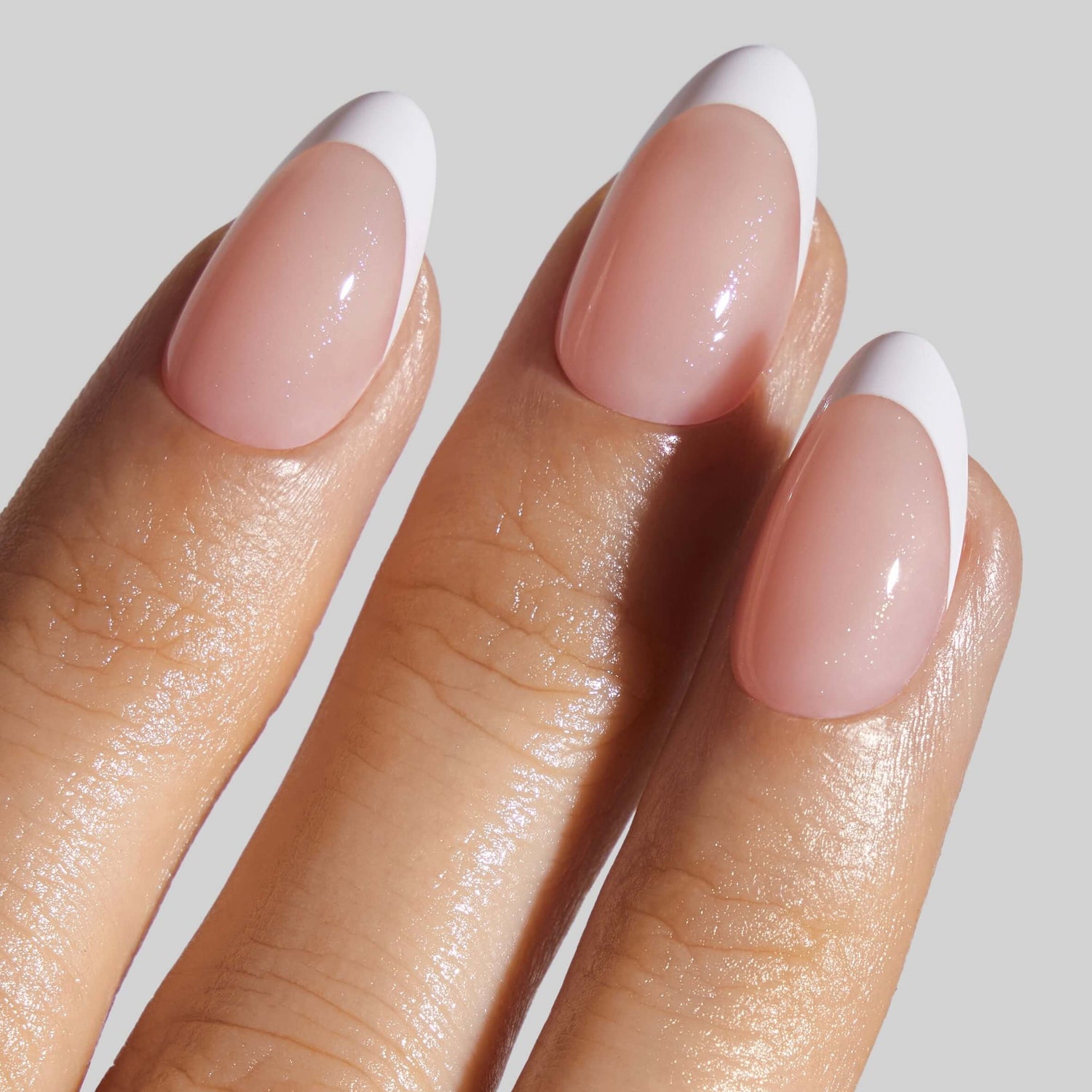 Luminé Classic French (Short Almond)