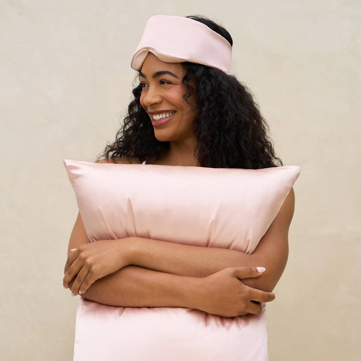 Contour Pillow Eye Mask