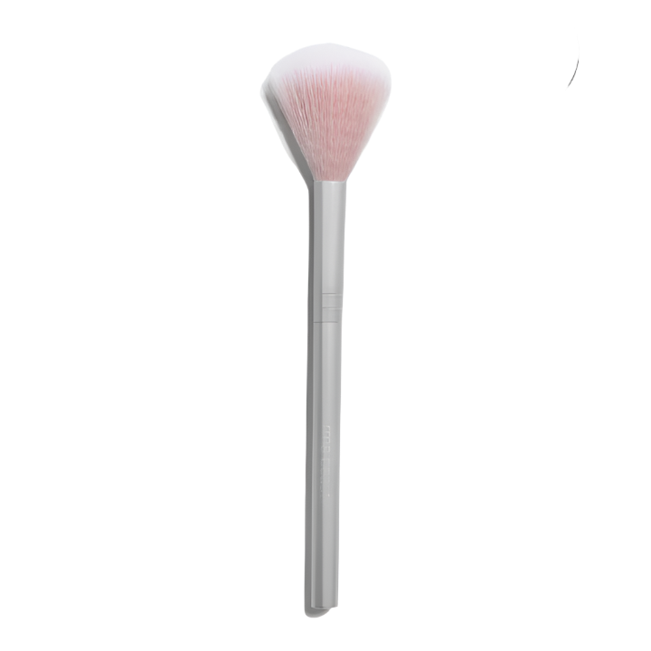Skin2Skin Classic Fan Brush