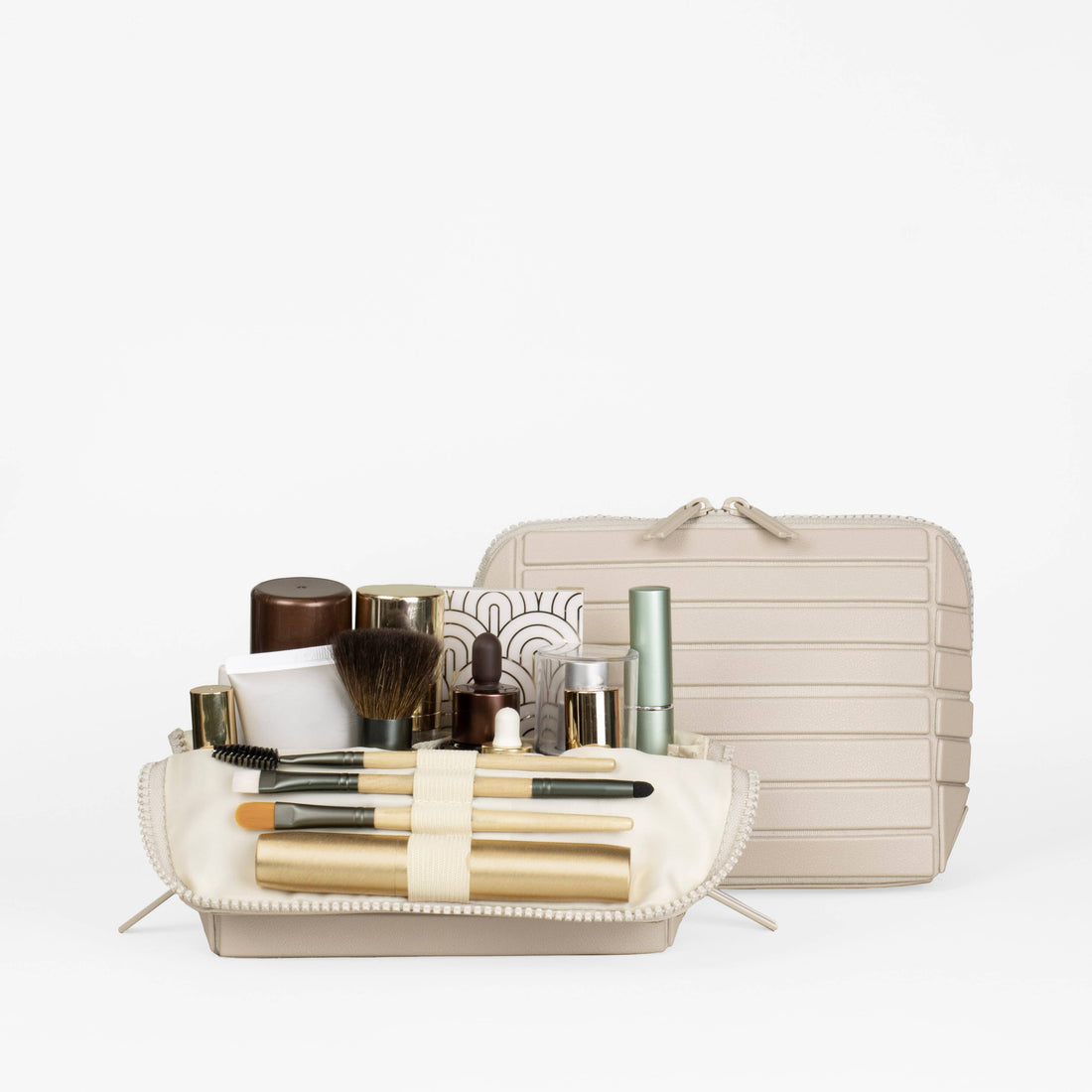 The Small Bisque Traveller