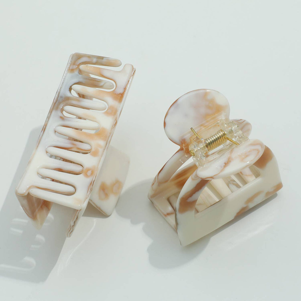 Bea Calacatta Gold Claw Clip