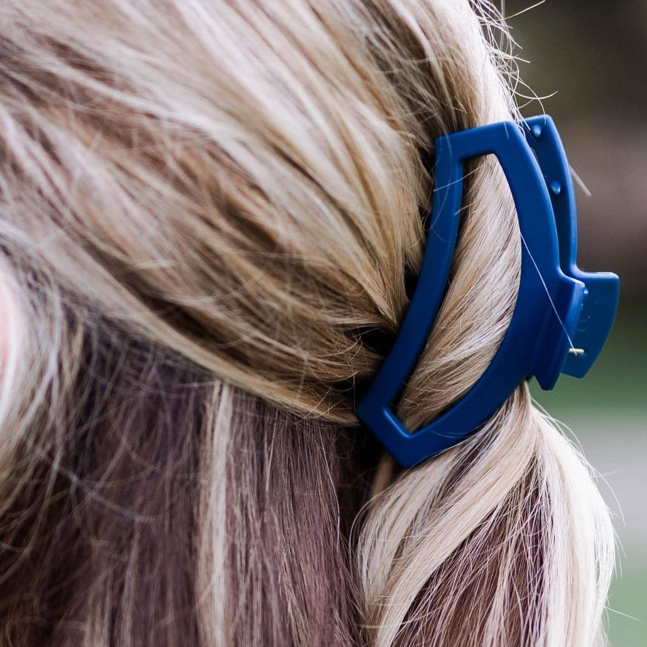 Open Hair Clip | Midnight Rain