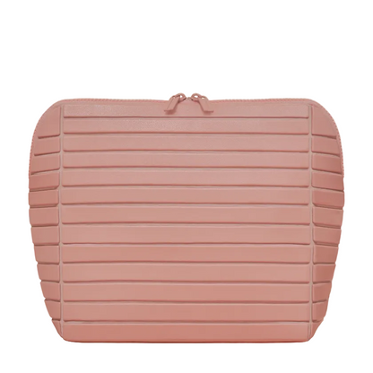 The Large Blush Traveller
