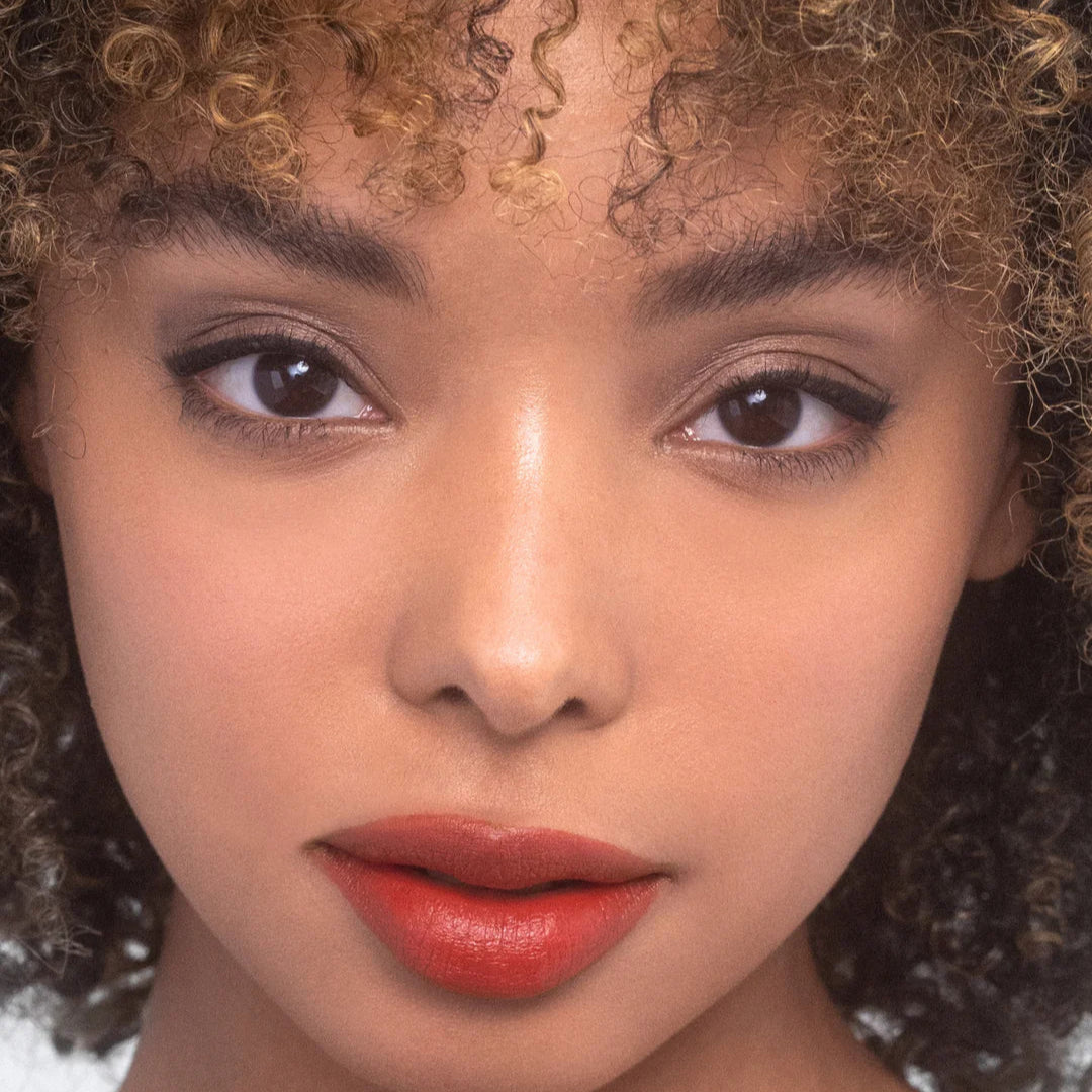 Legendary Serum Lipstick