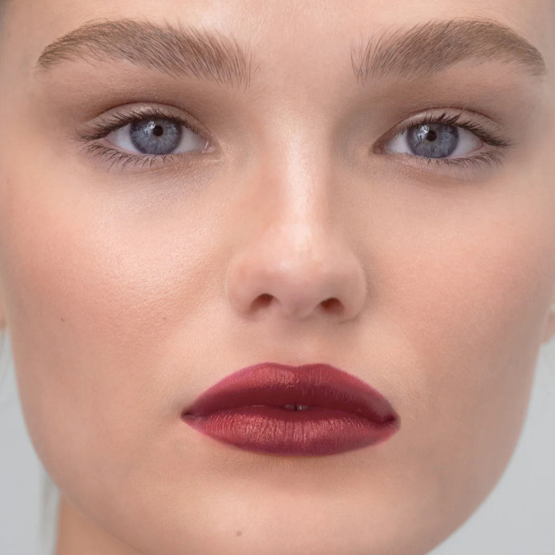 Legendary Serum Lipstick