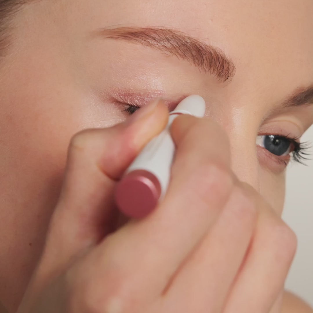 Colorluxe Eye Shadow Stick